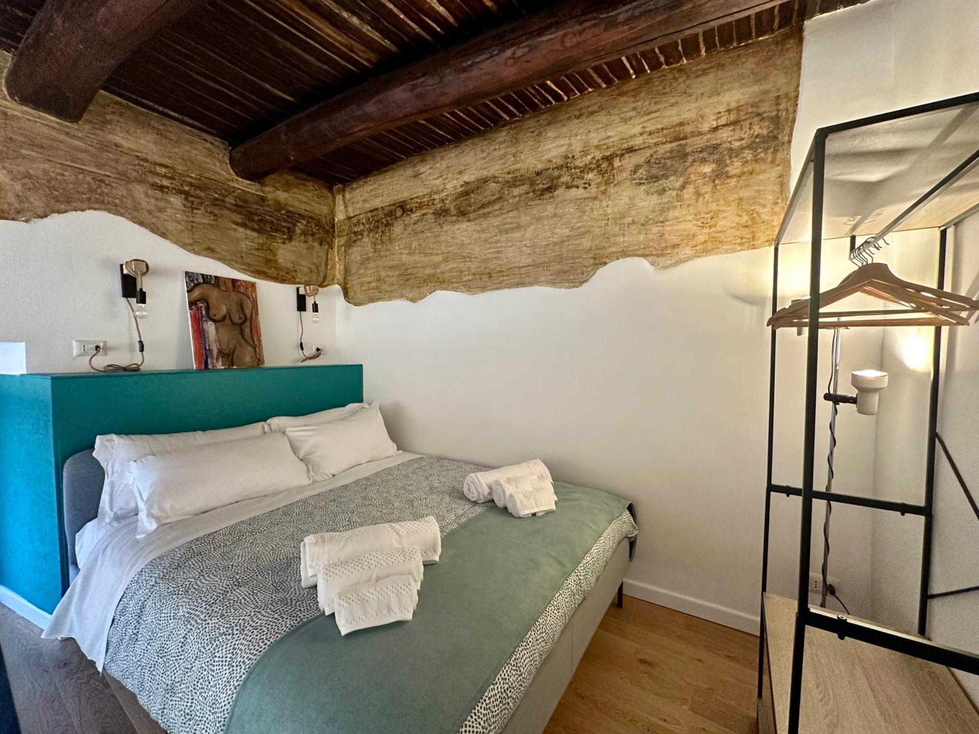 Santa Maria Maggiore Suite Nápoly Kültér fotó